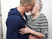 Granny gets amazing sex with strong young boy