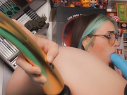 BJ / Fingering / vibrator orgasms and dildo play!!