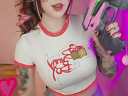 I'm just a pro gamer fr (Fake/fantasy prop in hand!!)