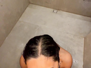 I took advantage of this beautiful shower on vacation! A