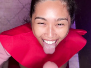 Sucking cock in this cute cosplay!