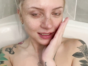 Just a quick update!! I'm sorry I haven't filmed any longer