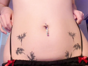 the fake belly button piercings arrived! trying them on for