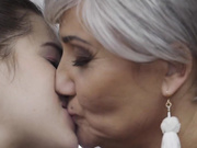 Arwen has an affair with her stepdaughter Serina